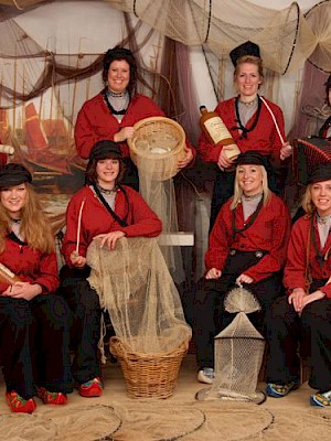 Groups in Dutch costume