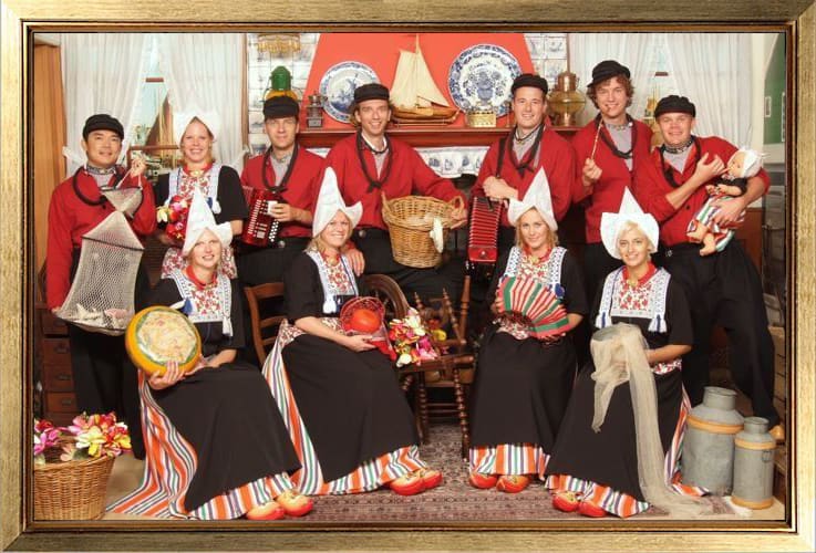 Groups in Dutch costume