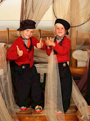 Children in Dutch costume